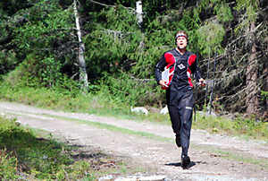 Erik Agrell running